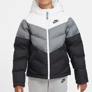 SOLD ON Ⓜ️ NIKE PUFFER COAT